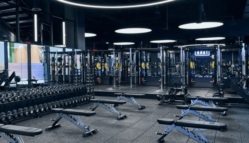Super Gym 4