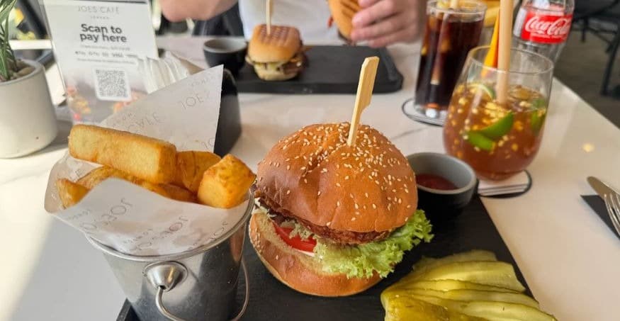 Joe's Café Dubai 3